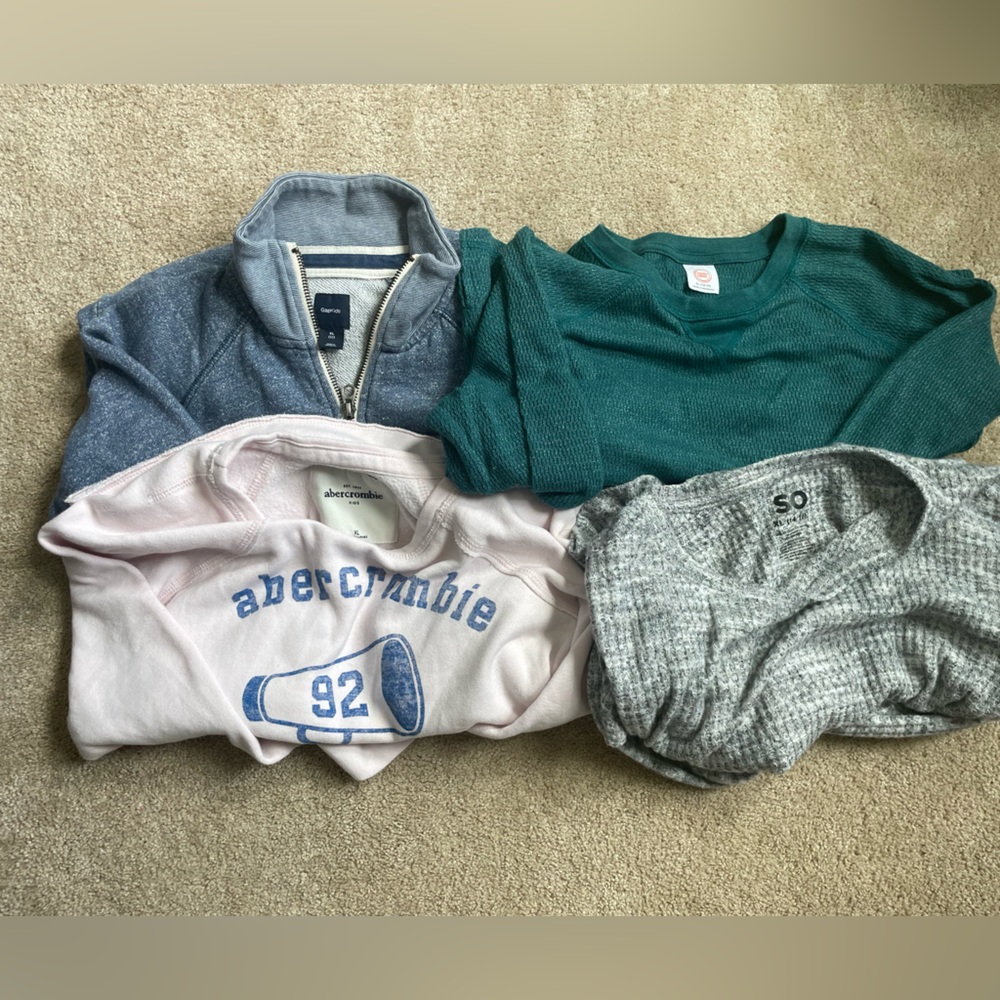 4 Long Sleeves/Sweatshirts